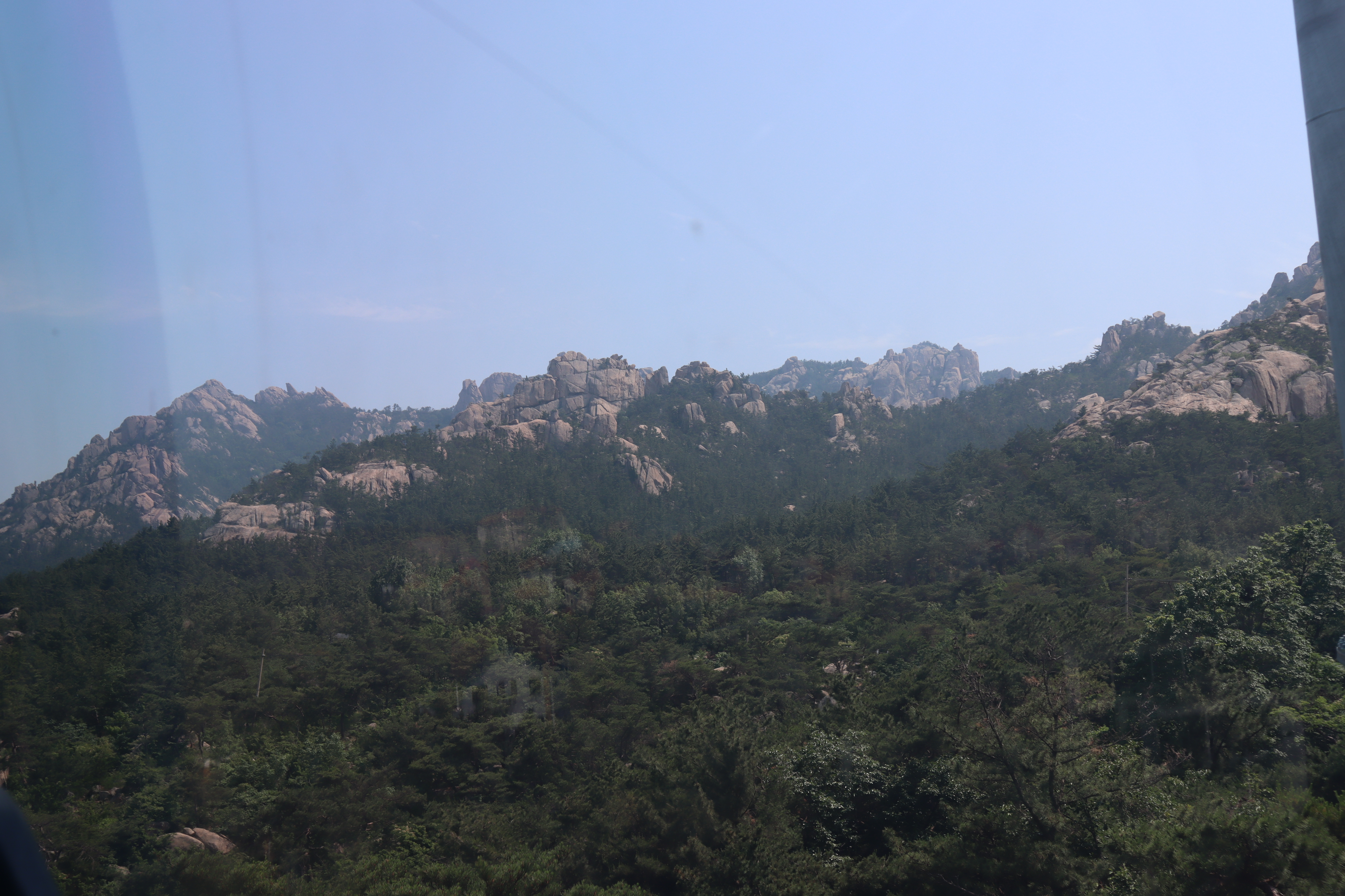 奇峰